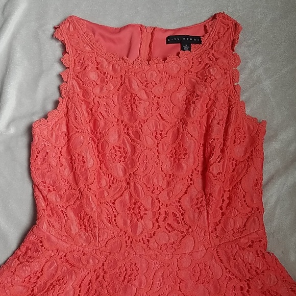 Dress - Picture 3 of 6